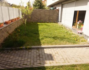 Maison 5 chambres à vendre dans Cluj-napoca, zone Andrei Muresanu