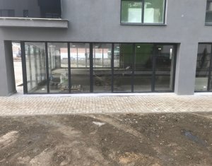 Spatiu de inchiriat in zona Gheorgheni, 318 mp, vitrina 13ml, 6-8 parcari