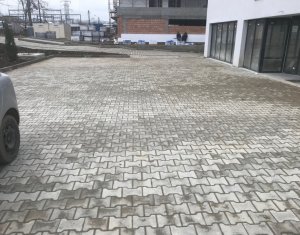 Spatiu de inchiriat in zona Gheorgheni, 318 mp, vitrina 13ml, 6-8 parcari