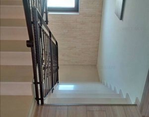 Maison 5 chambres à vendre dans Cluj-napoca