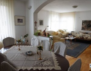 Maison 10 chambres à vendre dans Cluj-napoca, zone Andrei Muresanu