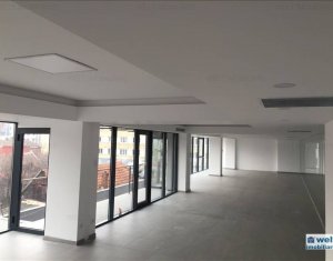 Birou de inchiriat, zona Iulius, imobil nou cu expunere buna, 258 mp, open space