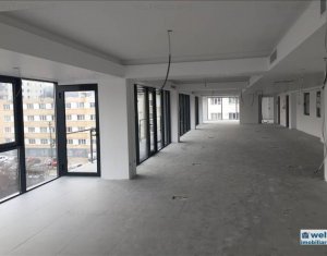 Birou de inchiriat, zona Iulius, imobil nou cu expunere buna, 258 mp, open space