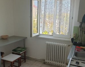 Appartement 4 chambres à vendre dans Cluj-napoca, zone Manastur