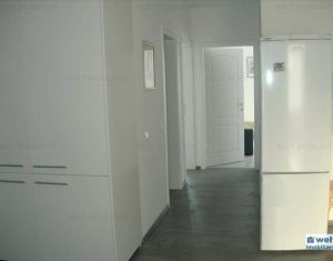 Appartement 3 chambres à louer dans Cluj-napoca, zone Zorilor