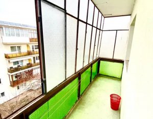 Appartement 4 chambres à vendre dans Cluj-napoca, zone Marasti