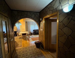 Appartement 3 chambres à louer dans Cluj-napoca, zone Centru