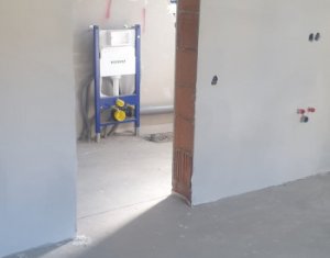 Maison 4 chambres à louer dans Cluj-napoca, zone Europa