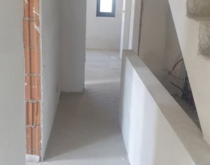 Maison 4 chambres à louer dans Cluj-napoca, zone Europa