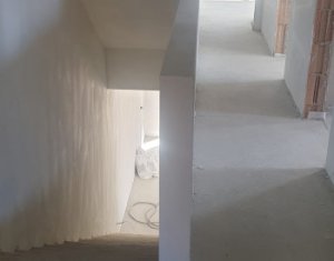 Maison 4 chambres à louer dans Cluj-napoca, zone Europa