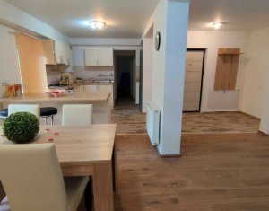 , 102m2 dans Cluj-napoca, zone Manastur