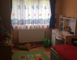 Lakás 4 szobák eladó on Cluj-napoca, Zóna Manastur