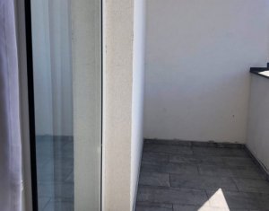 Appartement 3 chambres à louer dans Floresti