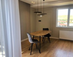 Appartement 3 chambres à louer dans Floresti