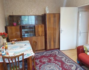 Appartement 4 chambres à vendre dans Cluj-napoca, zone Manastur