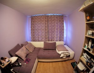 Lakás 4 szobák eladó on Cluj-napoca, Zóna Manastur