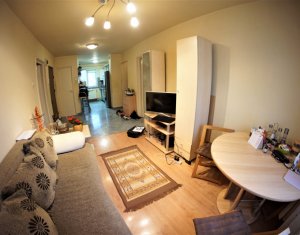 Lakás 4 szobák eladó on Cluj-napoca, Zóna Manastur