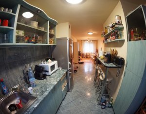 Lakás 4 szobák eladó on Cluj-napoca, Zóna Manastur