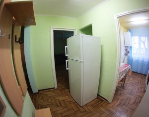 Appartement 3 chambres à louer dans Cluj-napoca, zone Manastur