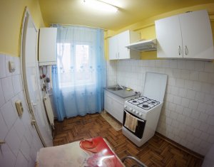 Appartement 3 chambres à louer dans Cluj-napoca, zone Manastur
