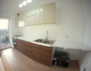 Appartement 3 chambres à louer dans Cluj-napoca, zone Centru