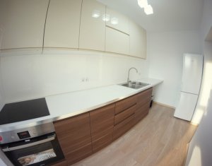 Appartement 3 chambres à louer dans Cluj-napoca, zone Centru