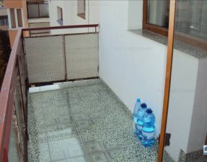 Appartement 3 chambres à vendre dans Cluj-napoca, zone Marasti