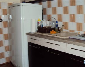 Appartement 3 chambres à vendre dans Cluj-napoca, zone Marasti