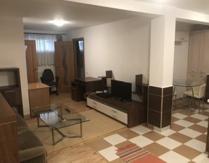 Appartement 3 chambres à louer dans Cluj-napoca, zone Centru
