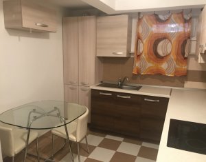 Appartement 3 chambres à louer dans Cluj-napoca, zone Centru