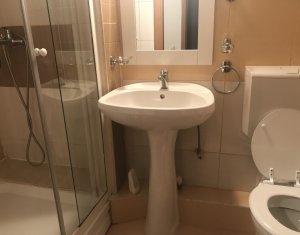 Appartement 3 chambres à louer dans Cluj-napoca, zone Centru