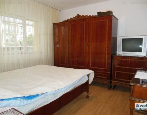 Appartement 3 chambres à vendre dans Cluj-napoca, zone Marasti