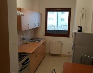 Appartement 3 chambres à louer dans Cluj-napoca, zone Marasti