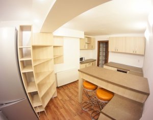 Lakás 4 szobák kiadó on Cluj-napoca, Zóna Centru