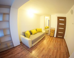 Lakás 4 szobák kiadó on Cluj-napoca, Zóna Centru