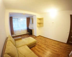 Lakás 4 szobák kiadó on Cluj-napoca, Zóna Centru