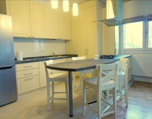 Lakás 4 szobák kiadó on Cluj-napoca, Zóna Andrei Muresanu