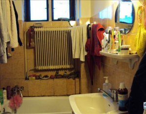 Appartement 3 chambres à vendre dans Cluj-napoca, zone Manastur