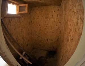 Ház 6 szobák eladó on Cluj-napoca