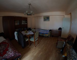Lakás 4 szobák eladó on Cluj-napoca, Zóna Gheorgheni