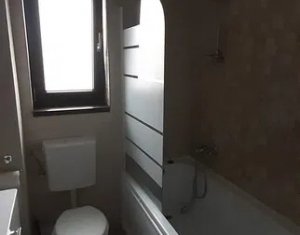 Appartement 3 chambres à vendre dans Floresti