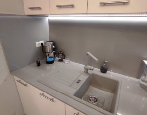 Appartement 3 chambres à vendre dans Cluj-napoca, zone Plopilor