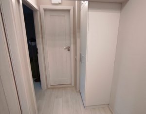 Appartement 3 chambres à vendre dans Cluj-napoca, zone Plopilor