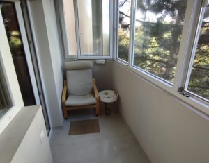 Appartement 3 chambres à vendre dans Cluj-napoca, zone Plopilor
