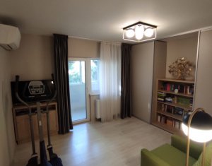 Appartement 3 chambres à vendre dans Cluj-napoca, zone Plopilor