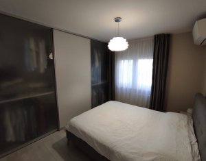 Appartement 3 chambres à vendre dans Cluj-napoca, zone Plopilor