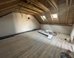 Maison 4 chambres à vendre dans Cluj-napoca, zone Manastur