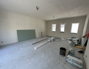 Maison 4 chambres à vendre dans Cluj-napoca, zone Manastur