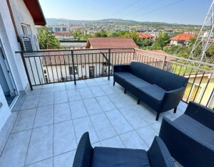 Appartement 5 chambres à vendre dans Cluj-napoca, zone Borhanci