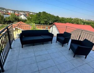 Appartement 5 chambres à vendre dans Cluj-napoca, zone Borhanci